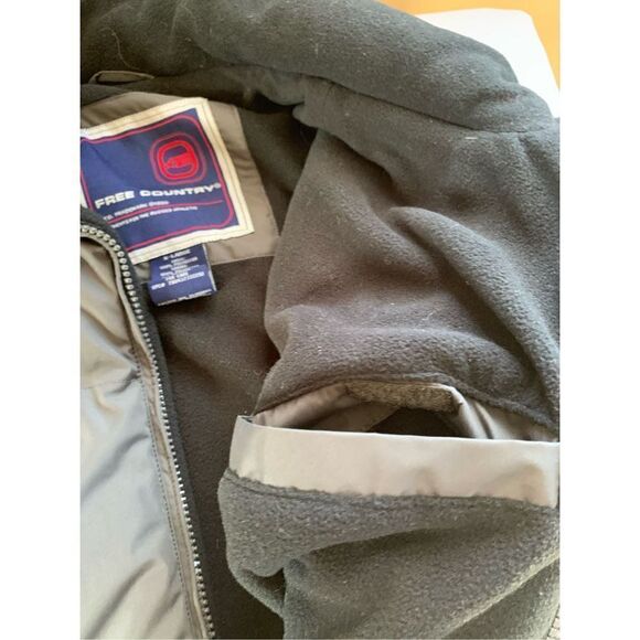 Free Country Puffer Vest - Picture 7 of 10